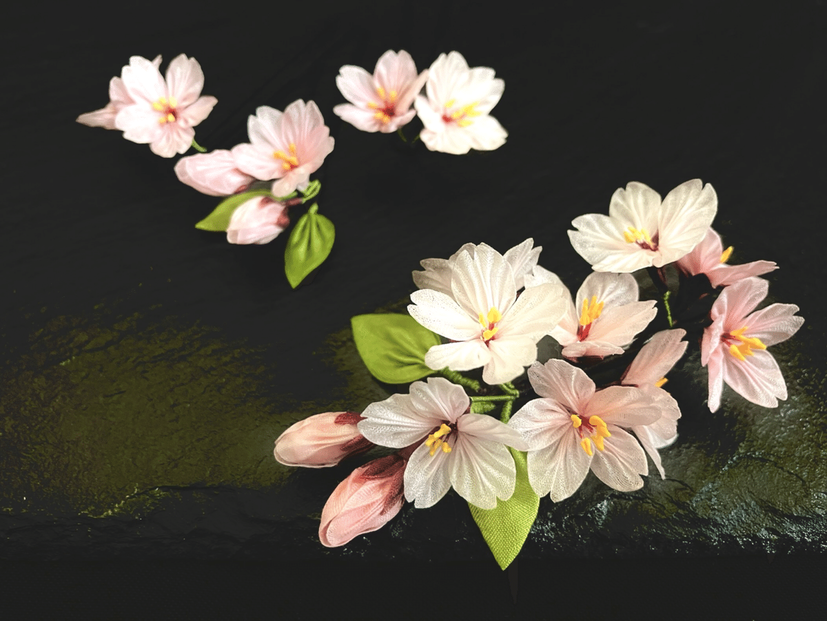 つまみ細工 桜の作り方🌸初心者さんOK🔰|清霞kiyoka つまみ細工 つまみ細工 桜の作り方🌸初心者さんOK🔰|清霞kiyoka つまみ細工
