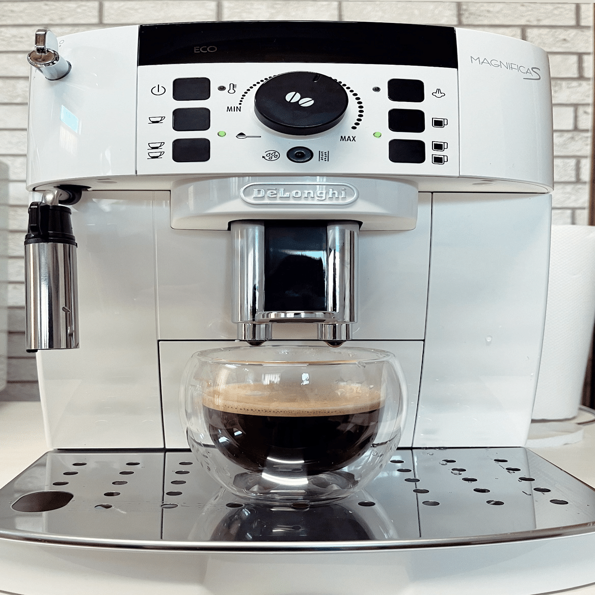 Delonghi 全自動コーヒーマシンを購入した話｜spiiqs