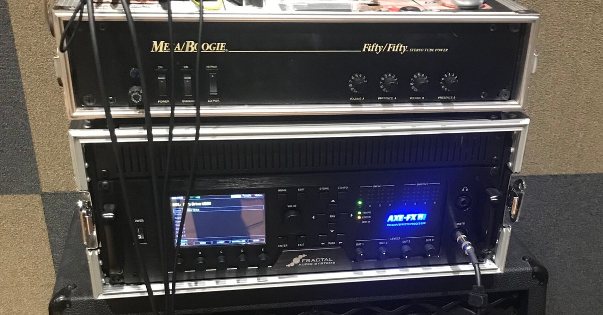 話題の人気 Fractal Audio かわいい AXE-FX III ラック+MIDIスイッチャー付 ギター