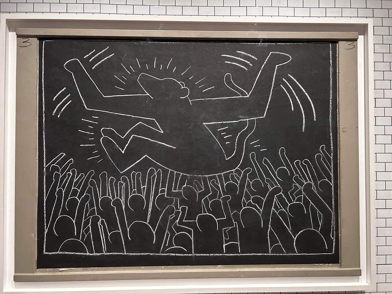 キース・ヘリング展のTシャツ｜柳の木