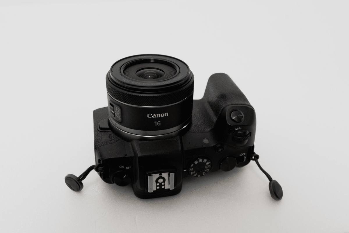 RF16mm F2.8 STM｜Shun