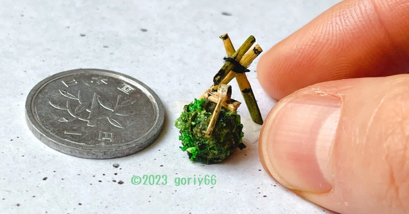 フォロー割・ つくばいに雀 ミニチュア インテリア 蹲 スズメ つくばい