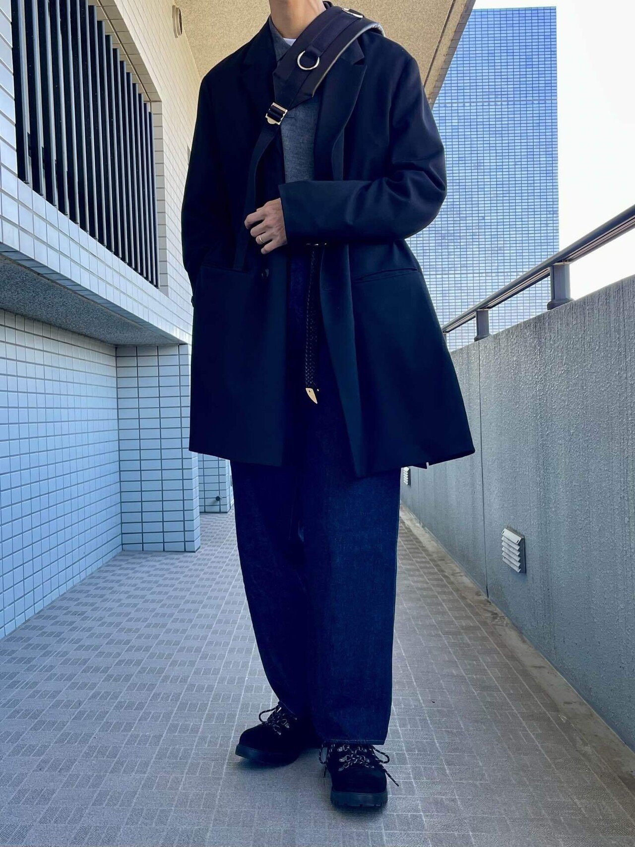 素人が深掘り】COMOLIのデニム5Pパンツ(NAVY)。モデルとなった 素人が深掘り】COMOLIのデニム5Pパンツ(NAVY)。モデルとなった