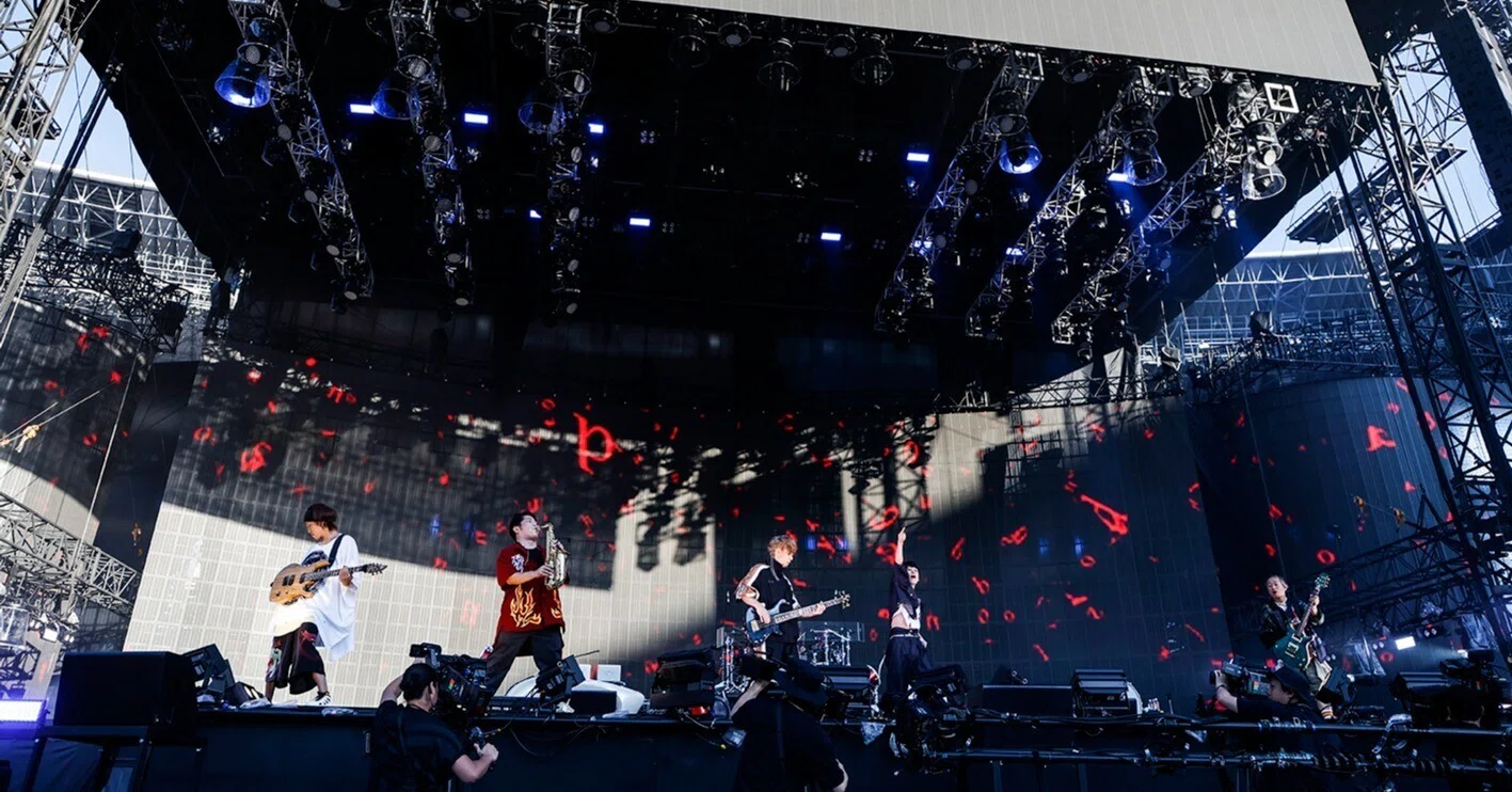 UVERworldの72000人が熱狂した伝説の日産スタジアムライブ2Daysの 