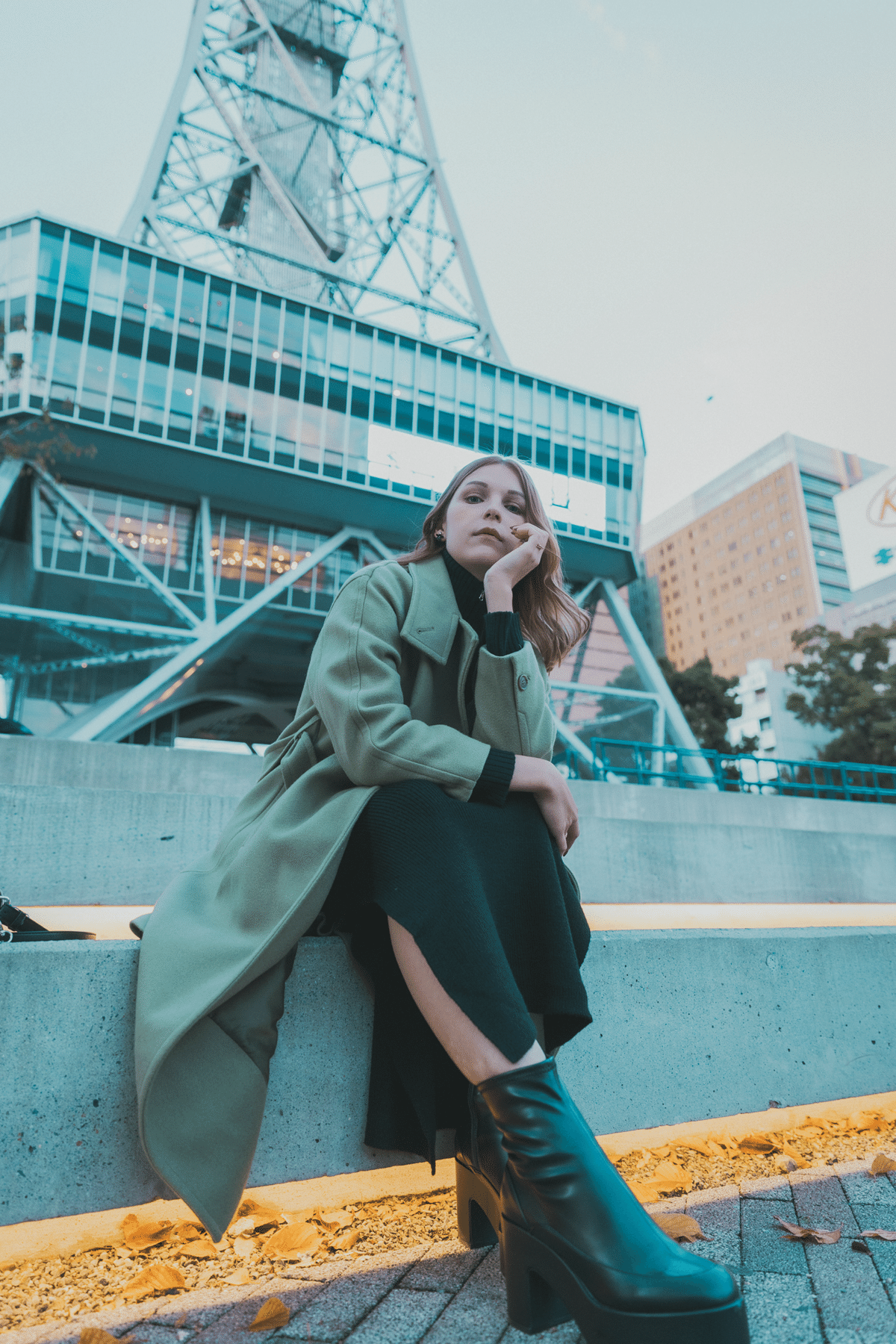 vol.270 中判フィルムでポートレート撮影｜緋色のHiro（写真を撮る人）