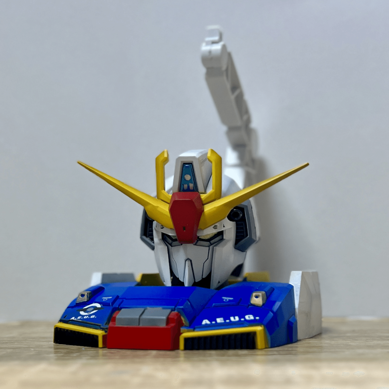 制作記】Zガンダムヘッドディスプレイベース｜スノやん@ガンプラおじさん