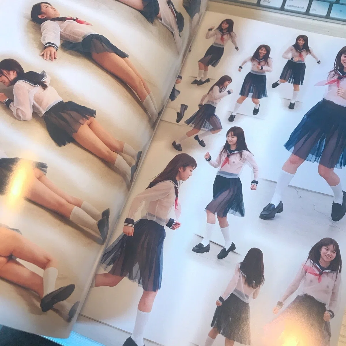 Amazon.co.jp: 少女ポーズ大全 （コスミック・アート・グラフィック 