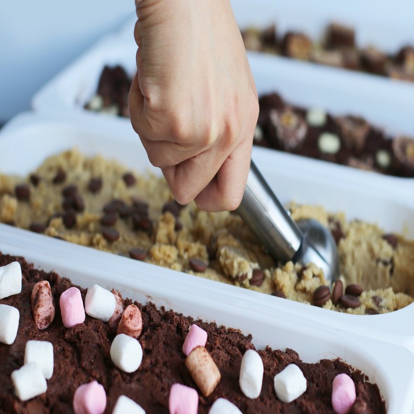 焼く前のクッキー生地をそのまま食べちゃう あれ カナダではおしゃれな名前がついてた 世界のお菓子 食 を巡る旅 17 ライツ社