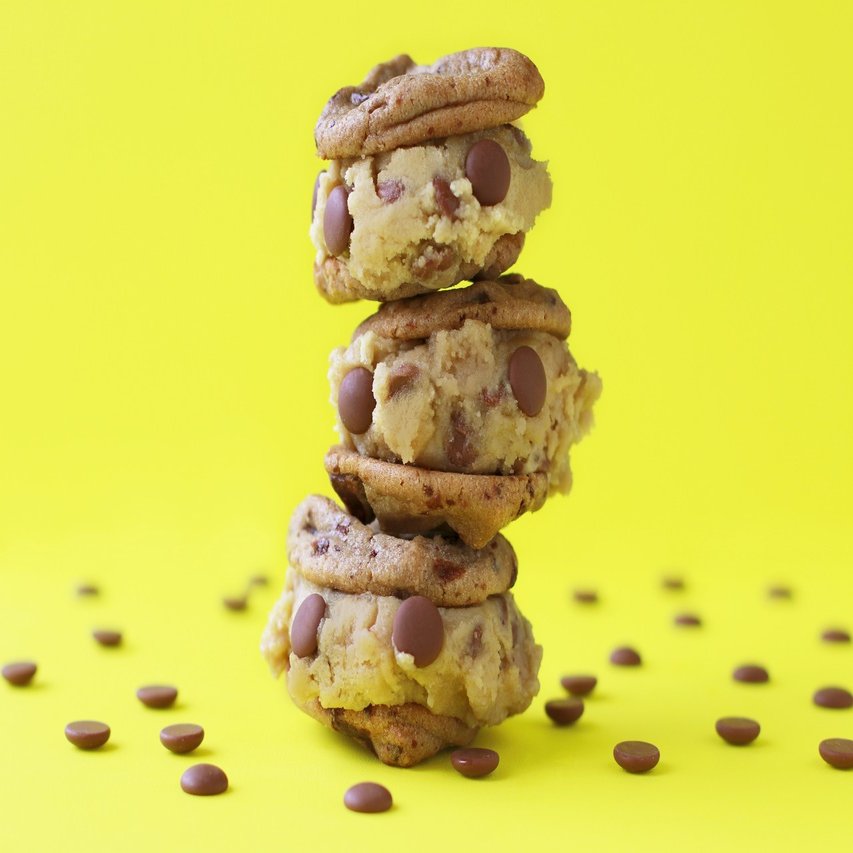 焼く前のクッキー生地をそのまま食べちゃう あれ カナダではおしゃれな名前がついてた 世界のお菓子 食 を巡る旅 17 ライツ社