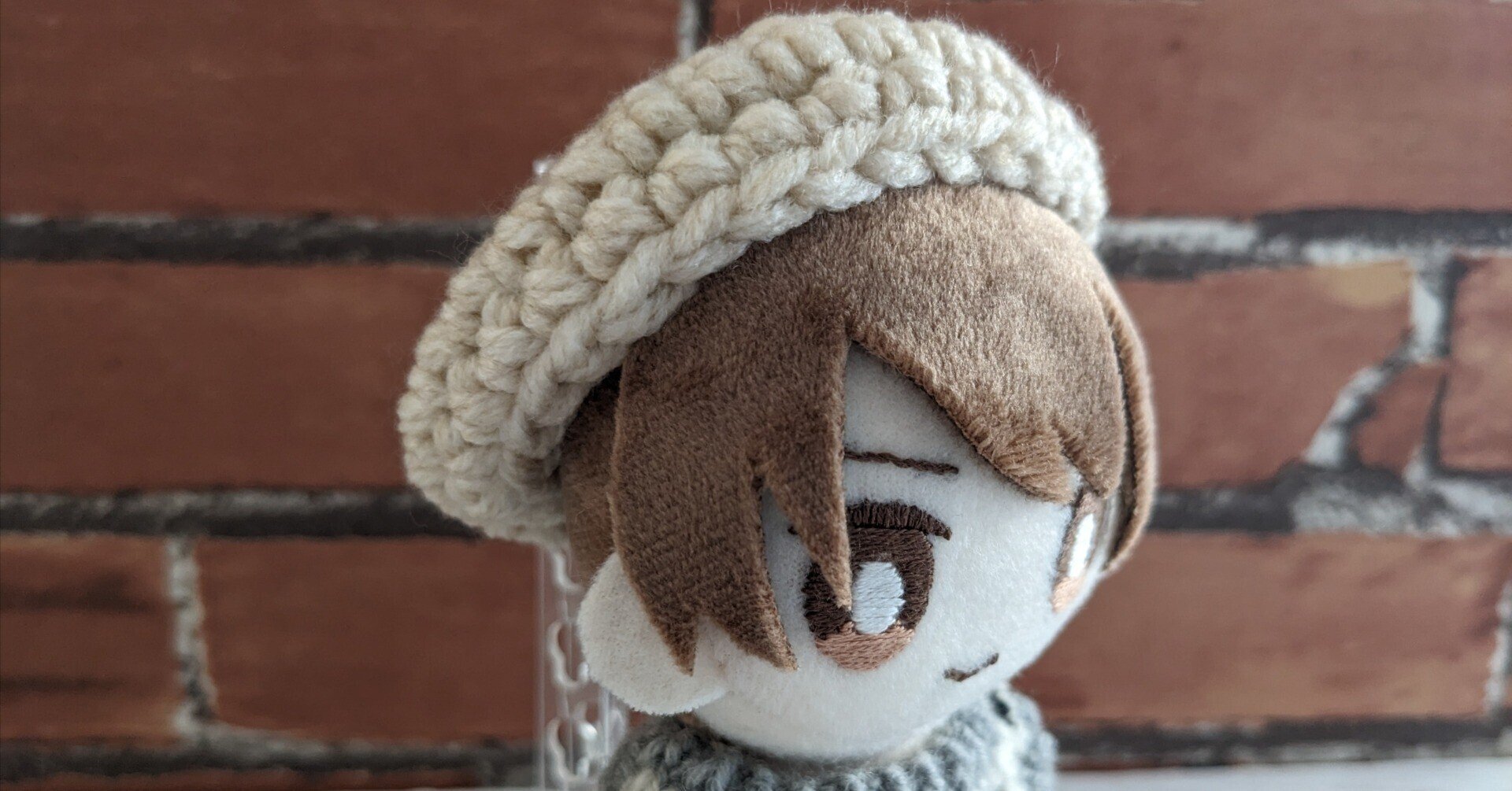 手編みのベストと帽子 柔らかメリノ手編みベスト＆帽子 （送料込み）