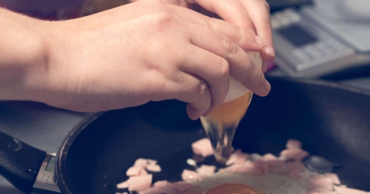 第5回 卵の片手割ができる人 できない人 まるこす Note