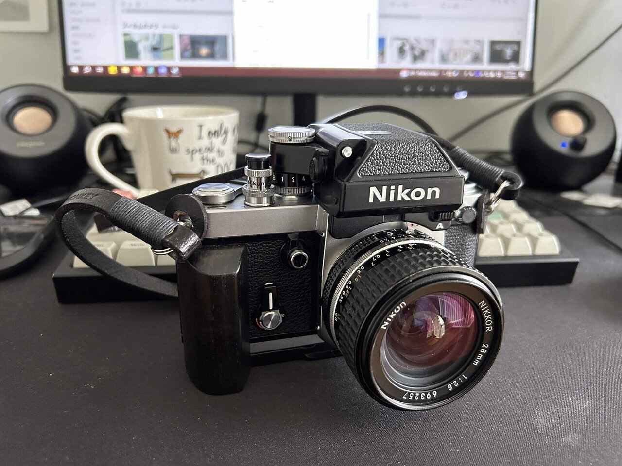 新品 Nikon ニコン F2用 ハンドグリップ 新品 Nikon ニコン F2用 ハンドグリップオンライン ショップ