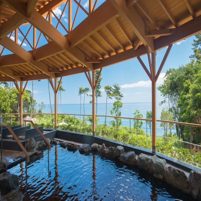 太平洋を眺める - 天神岬温泉 しおかぜ荘｜楢葉町振興公社