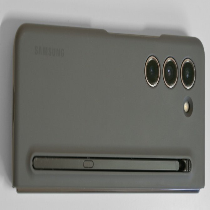 スマホを割ってケースを買ったから紹介してみる - Galaxy Z Fold5 Slim