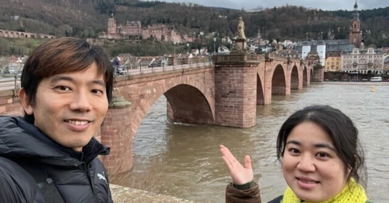 Day189 ドイツ ハイデルベルク 川沿いの美しいお城と旧市街を眺める