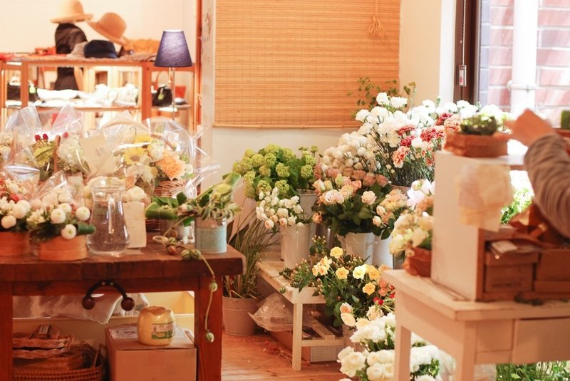 器用チーム 不器用チーム 花屋の思い出 くらしアトリエ 地域と暮らしの発信 Note