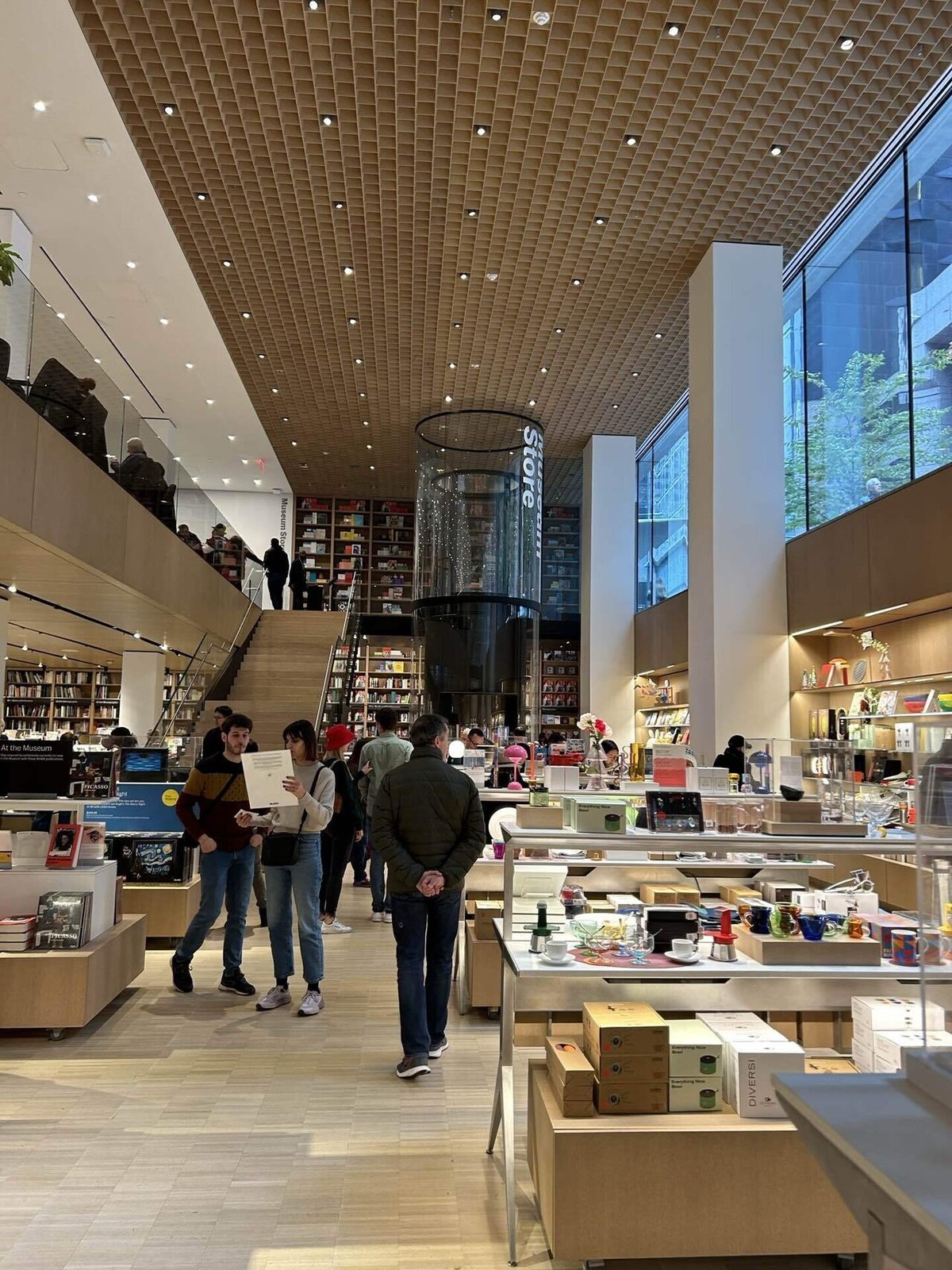 アメリカ旅行記【3日目・NY③】〜MoMAで芸術に触れ、雨のDUMBOを歩く〜｜えいきち