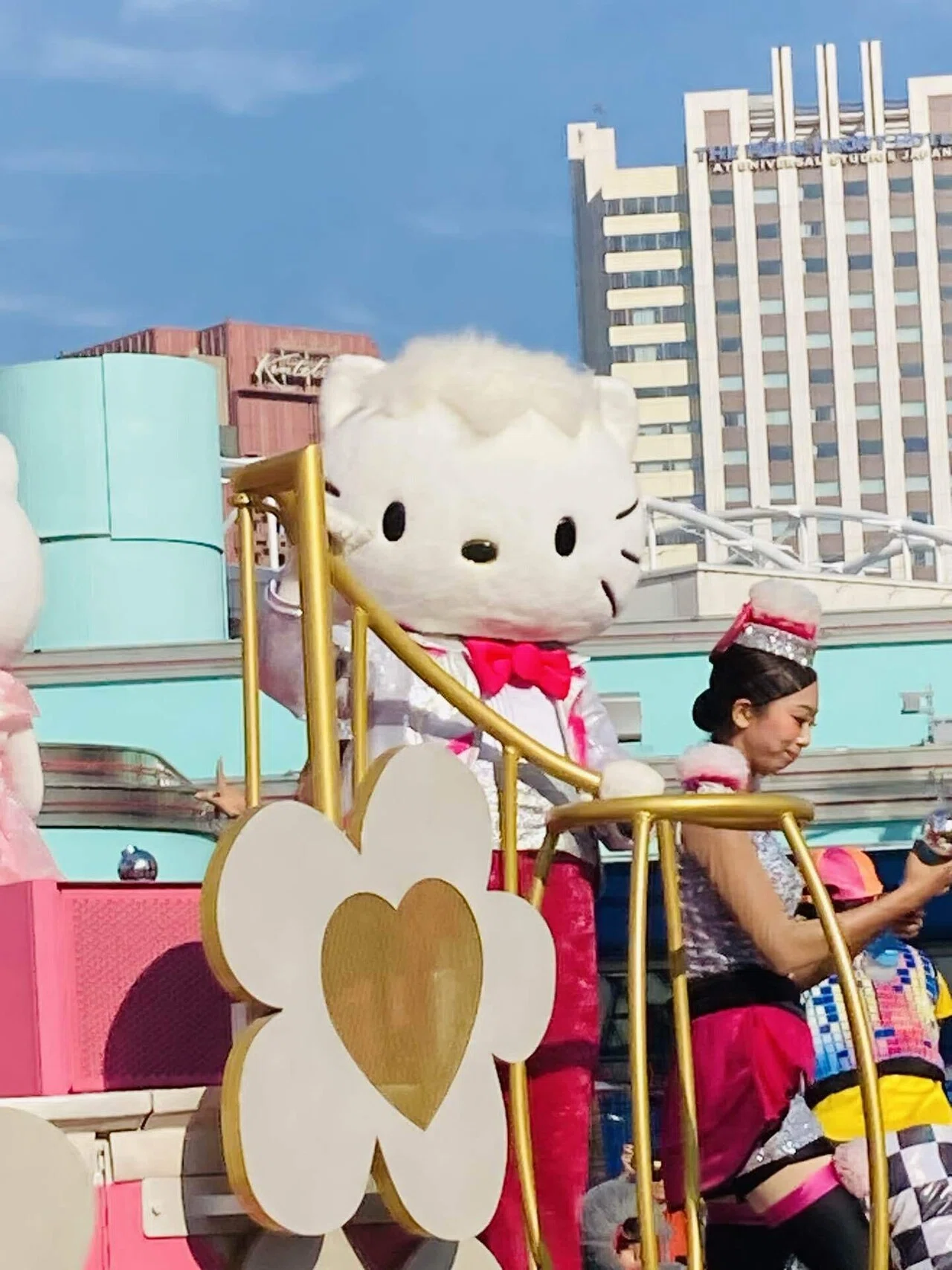キティラーのみんな！クリスマスのユニバもいいぞ！｜みつな