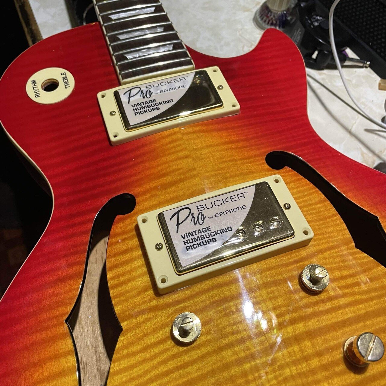 チェリーサンバーストのレスポールを探していたらES Les Paul チェリーサンバーストのレスポールを探していたらES Les Paul