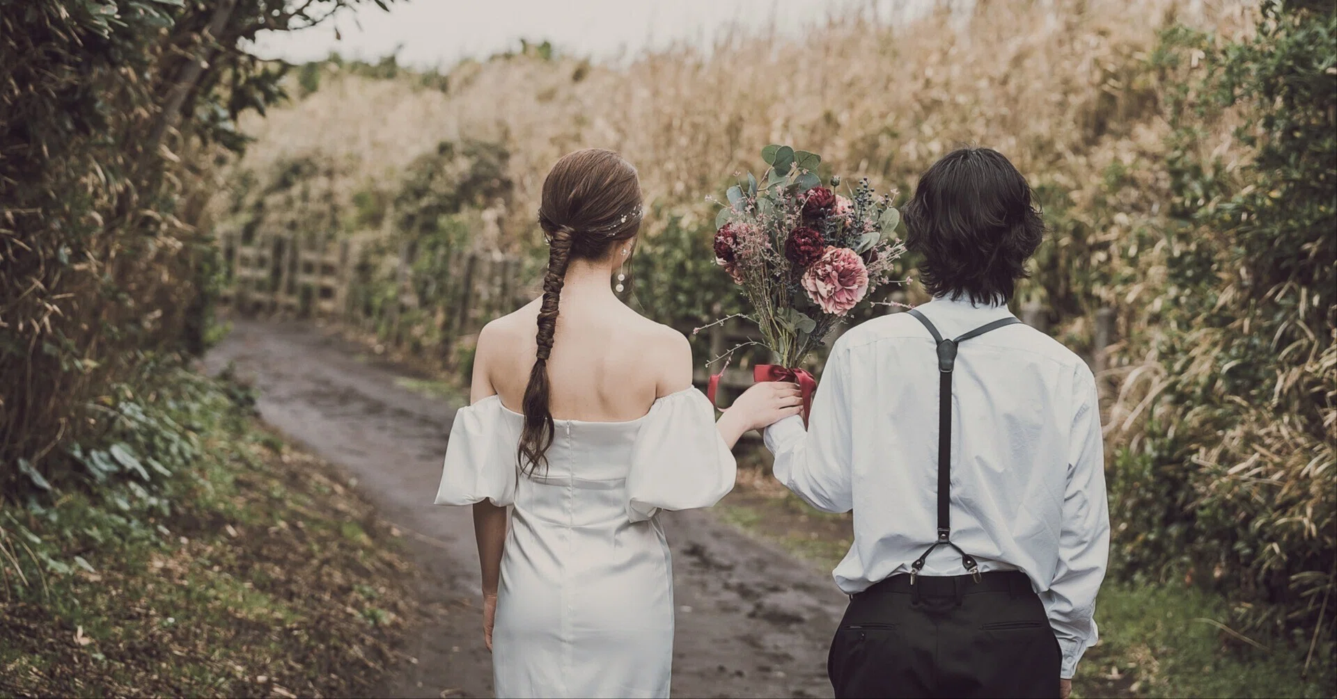 結婚式 カメラマン 転落