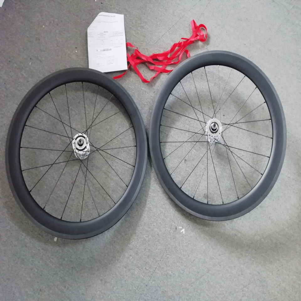 ICANでカーボンホイールを買った話｜勉三フロムニューヨークシティ