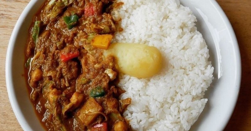 カレー味のカレーを食べたい