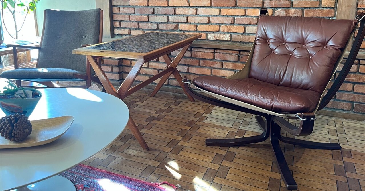 展示品) Cassina ならし カッシーナ ダイニングテーブル 定価68万 展示品) Cassina ならし カッシーナ ダイニングテーブル 定価68万