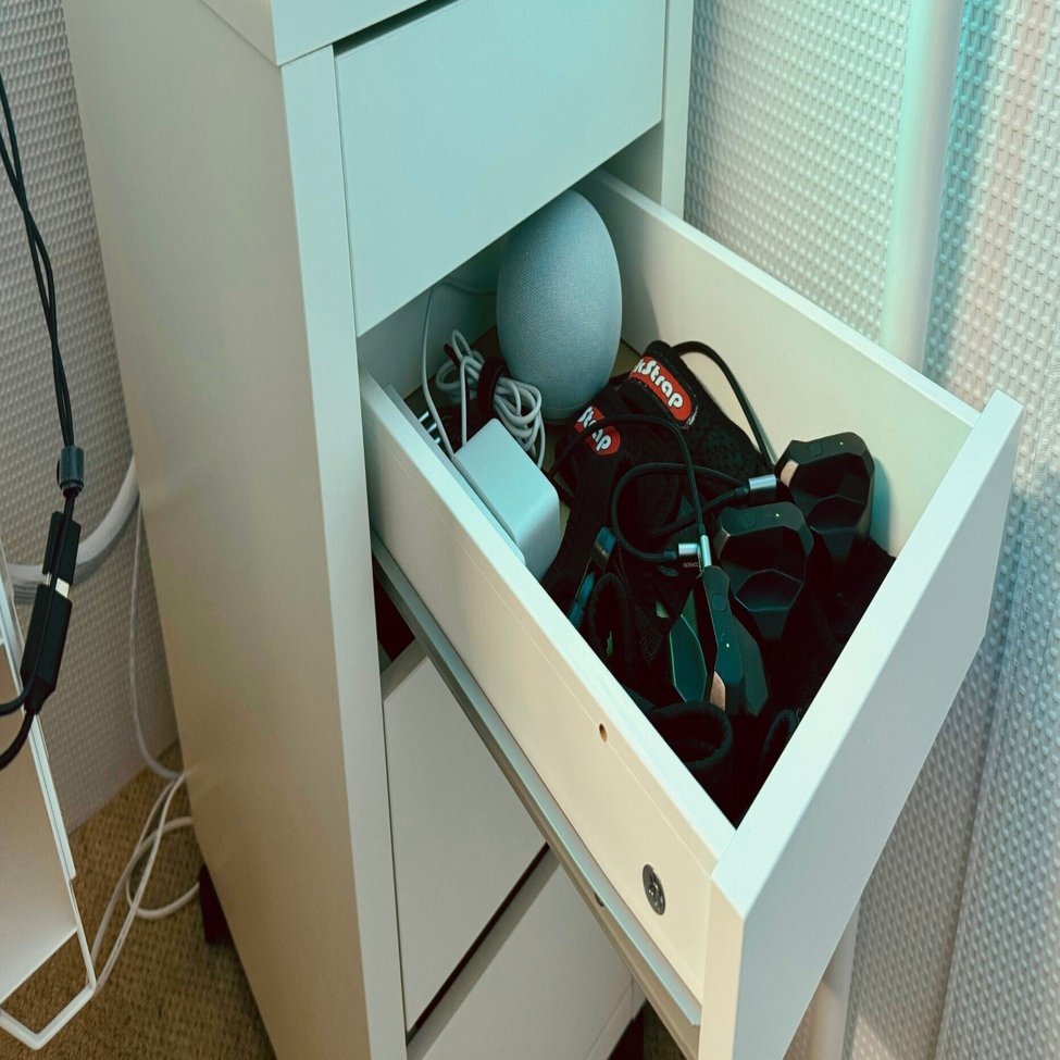 IKEA 引き出しユニットを魔改造して引き出しの中で充電出来るようにし