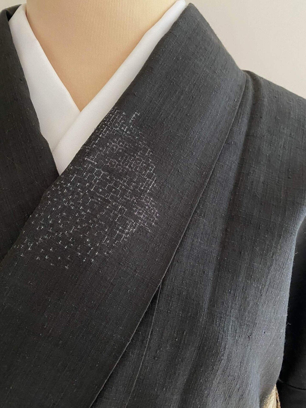 百亀甲飛び柄本結城紬着物｜夢吉きもの