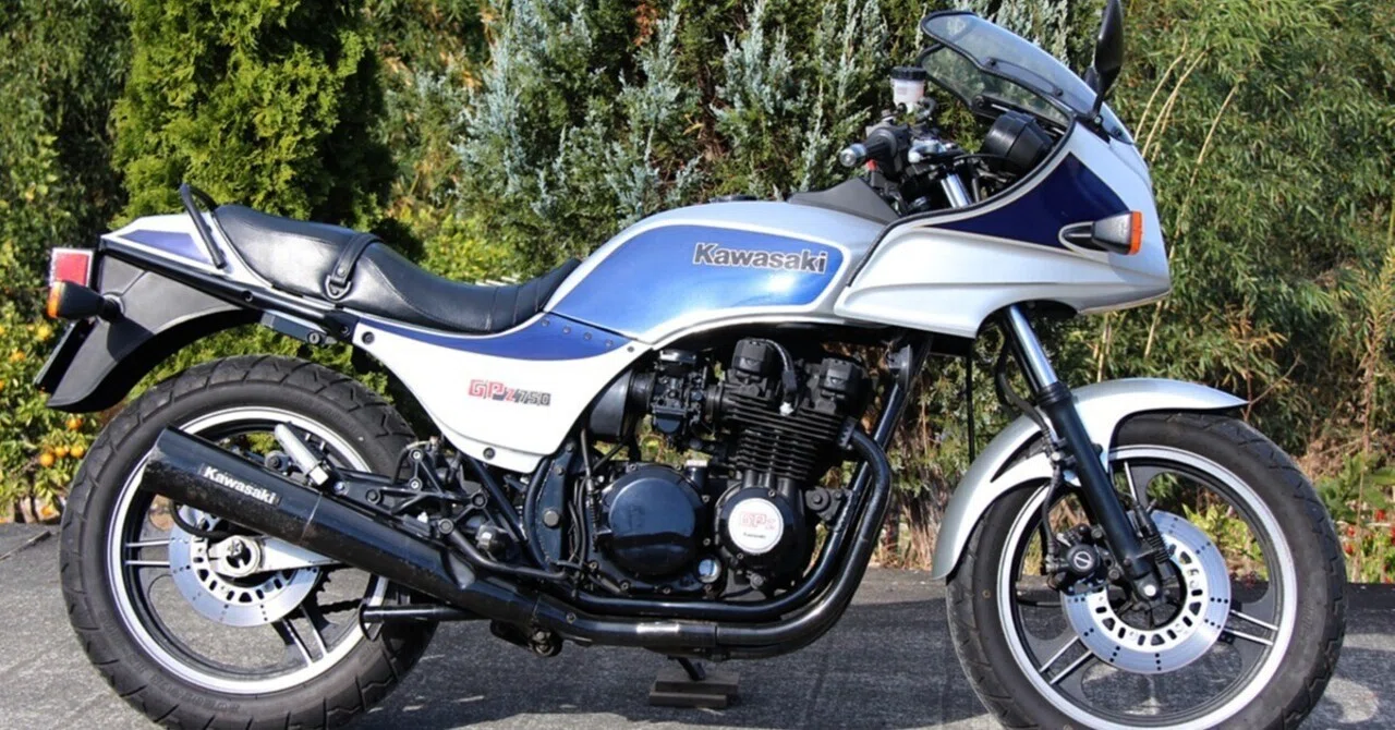販売車両GPZ750です｜タサキチューニング