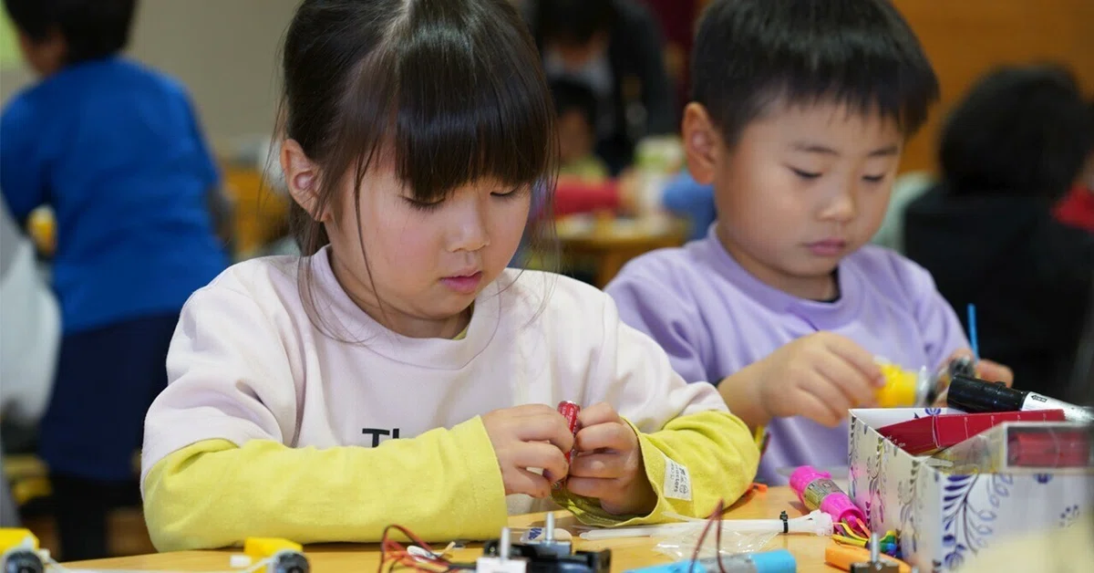 こども園でロボット作りワークショップを開催しました｜ユカイ工学