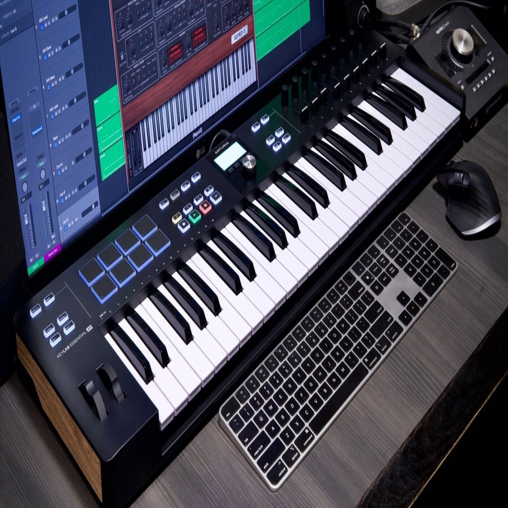 機材レビュー：Arturia KeyLab Essential mk3｜湊 Minato