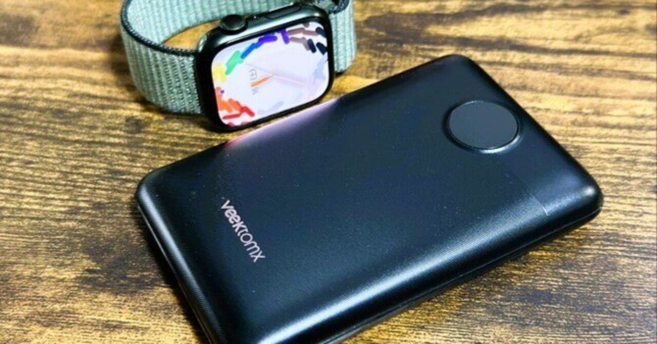 薄くて軽量ながら10000mAh、3ポート搭載、LEDディスプレイも付いた