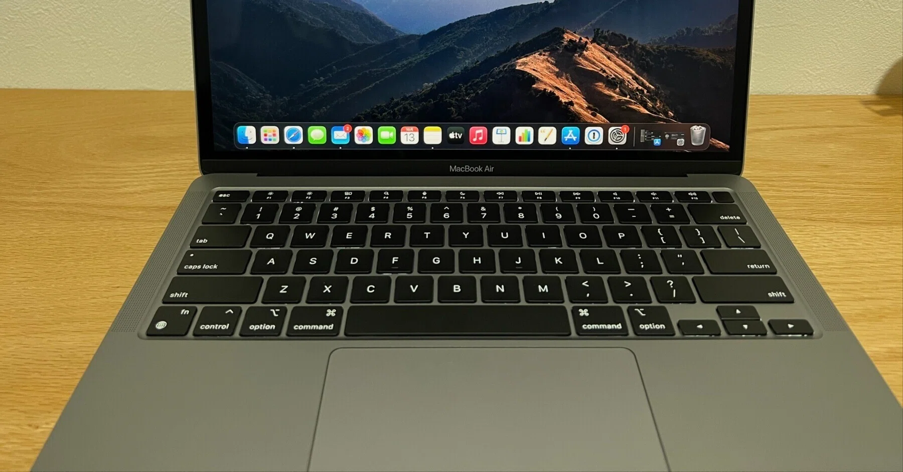 MacBookを所有する意味が無くなりましたので、売却を決意｜HLL