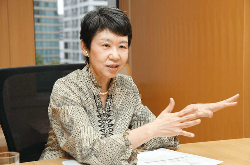 東南アジアの最注目国 インドネシアの 今 を聞く Jetro 佐藤百合氏インタビュー 後編 お金と社会のwebメディア Found Note 東南アジアの最注目国 インドネシアの 今 を聞く Jetro 佐藤百合氏インタビュー 後編 お金と社会のwebメディア Found Note