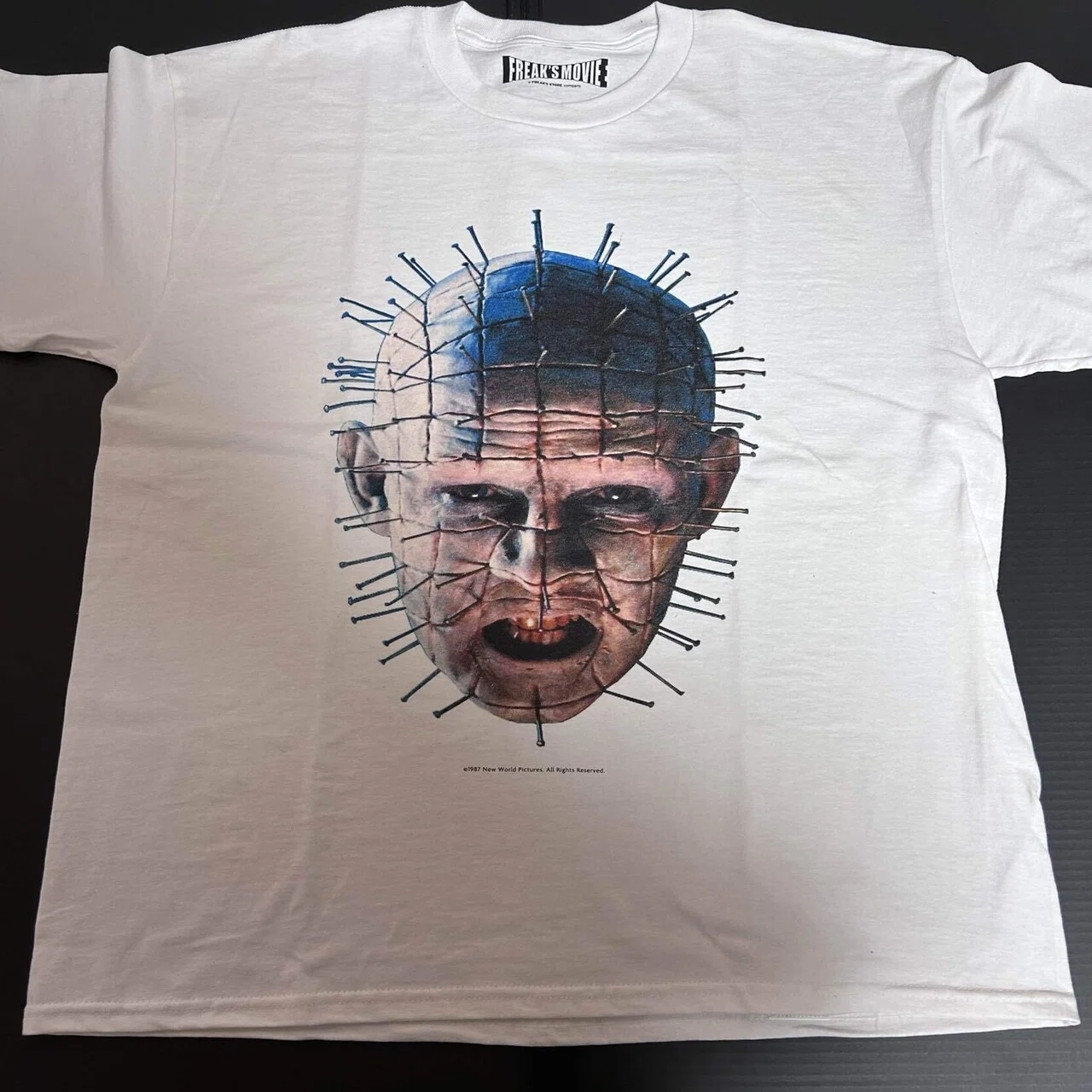 ヘル・レイザーのTシャツ｜柳の木