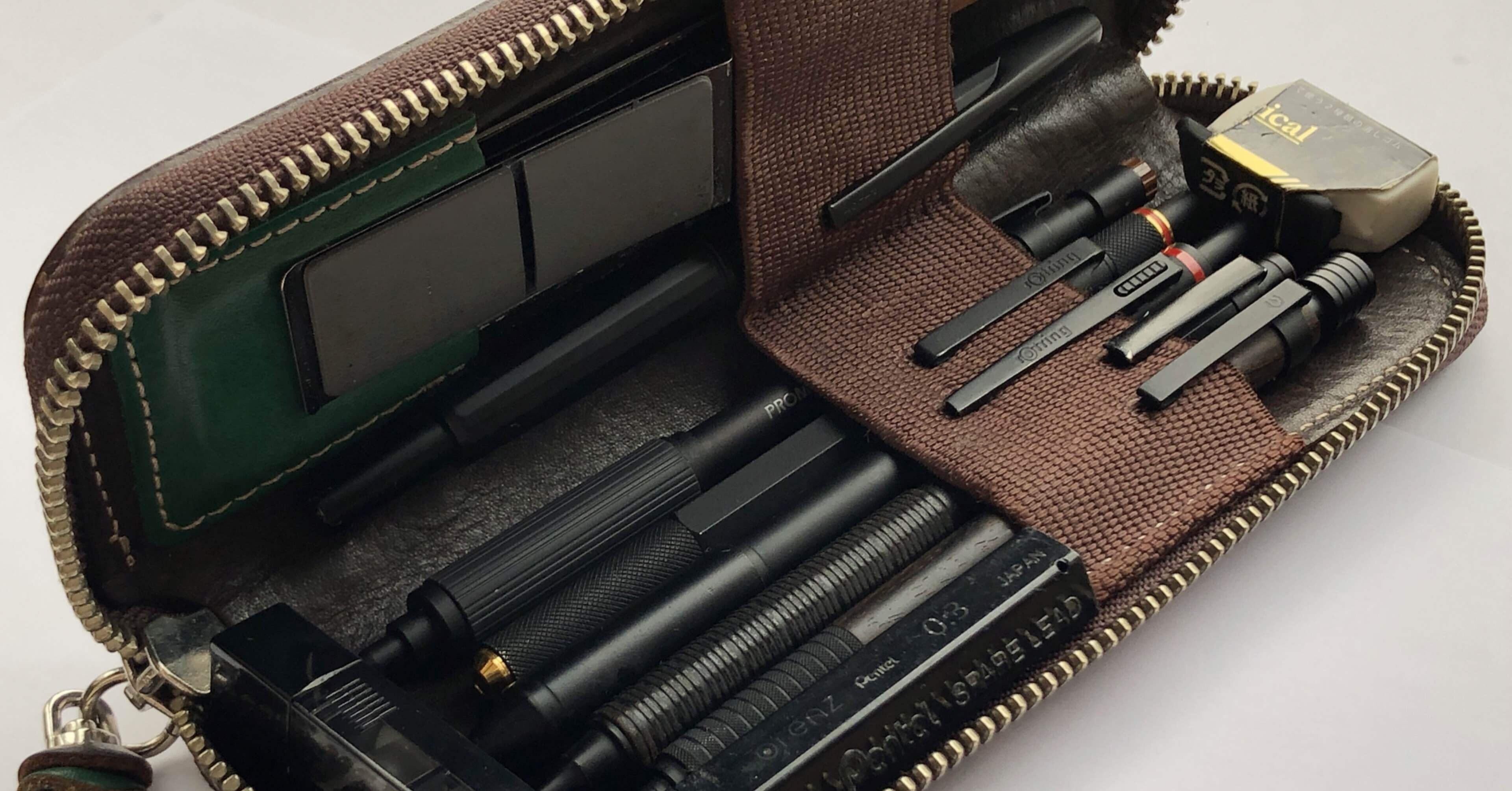 黒統一 シャープペンシルまとめ売り 筆箱付き 初投稿】筆箱紹介 黒統一 完成系｜黒譜