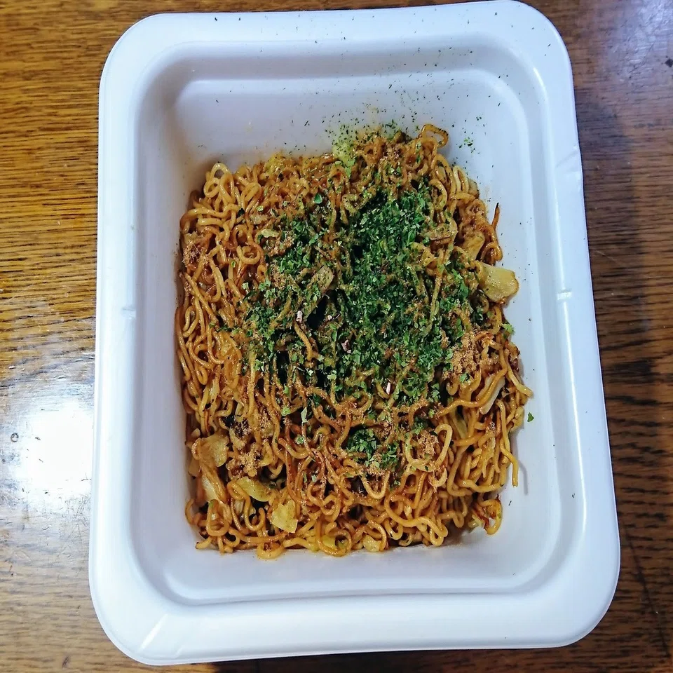 カップ焼きそばをフライパンで作ってみる 木村全開 Note