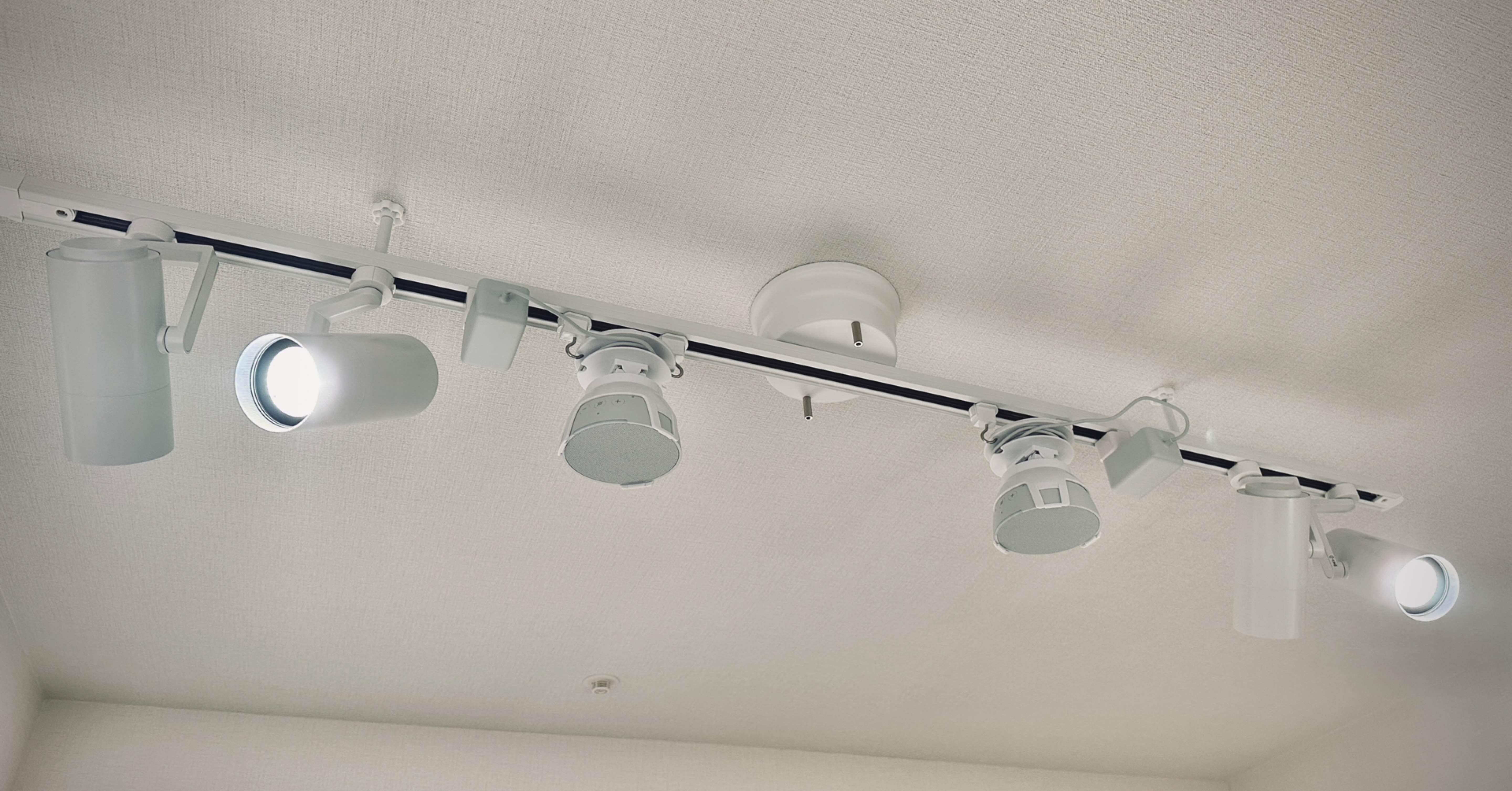 賃貸の天井にグレアレスなスポットライトを設置する｜suwa-sh / 諏訪真一