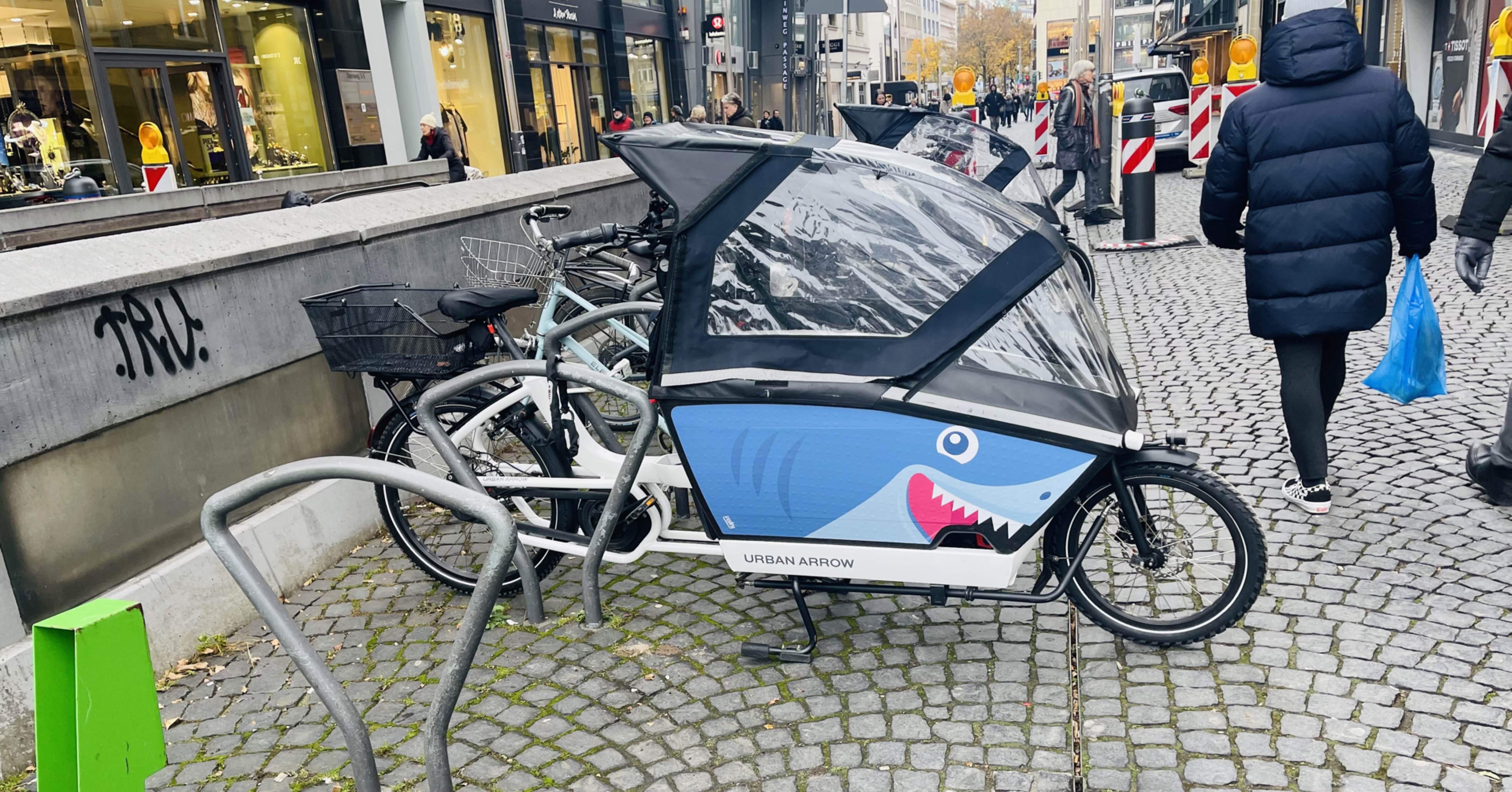 No.74 フランス・ブザンソン駐在妻、ヨーロッパのおしゃれ三輪車に驚愕