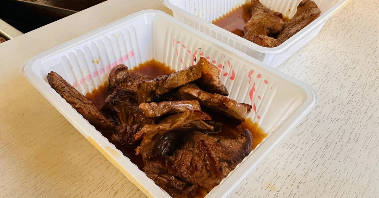 [In Search of the Last Meal of My Life] The abyss of offal eaten while ...