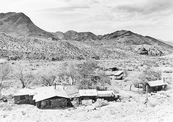 チャールズ・マンソン②：有名アーティストとの邂逅と別れを経て