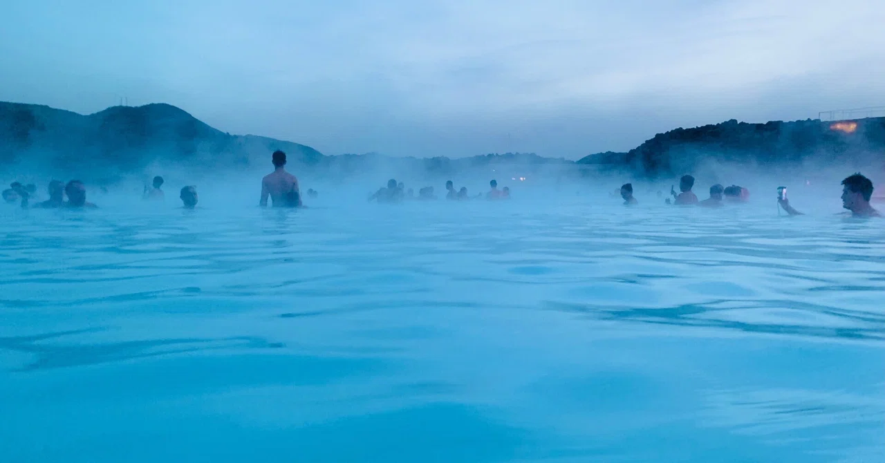 温泉】Blue Lagoon（ブルーラグーン）（アイスランド）｜サザヱ