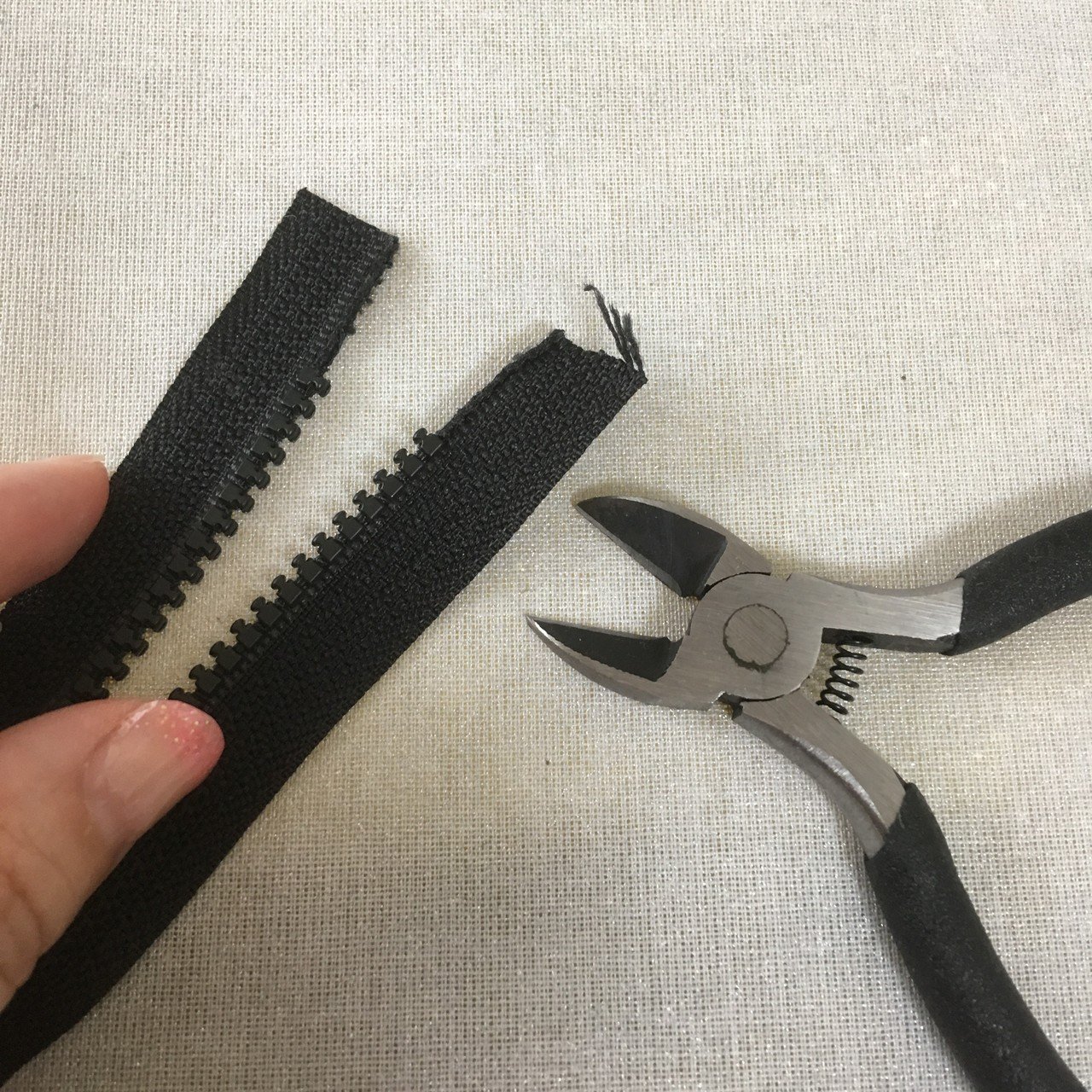 ファスナーの長さを調節する方法 あすか工房 Ueneゆーいーね アパレル作家 Note