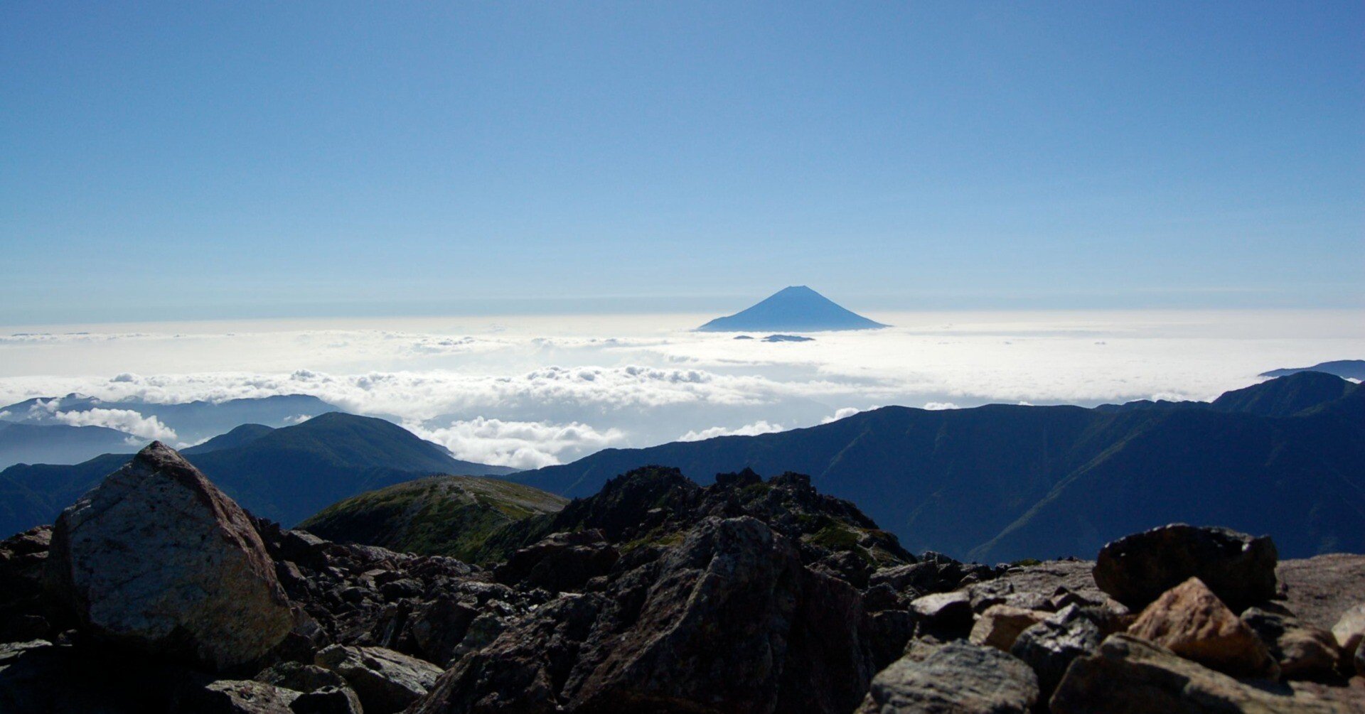 富士山が見える山】 八ヶ岳、南・北アルプス編｜富士山を生態学視点で