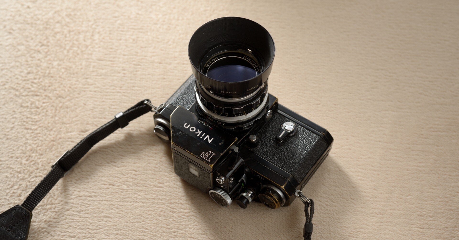 Nikon F アイレベル ボディ 703万番台24