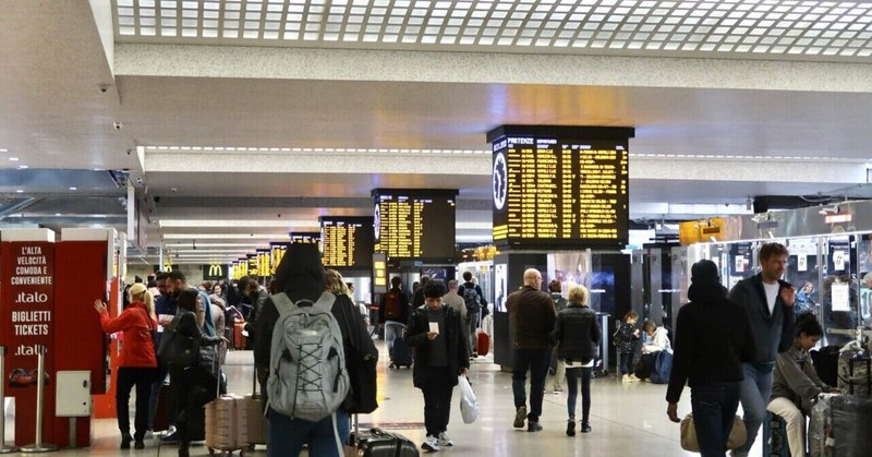 【イタリア旅行記🇮🇹2日目前半:シンガポール〜ローマ】エコノミーなのに横になって寝れる最高のフライト✈️そしてついにイタリア到着！