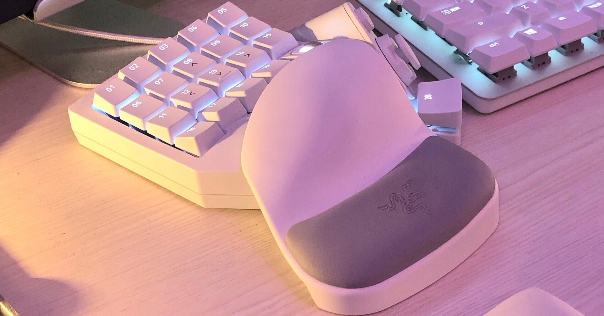 Razer tartarus v2 ほぼ使用せず 左手キーボード 左手デバイス