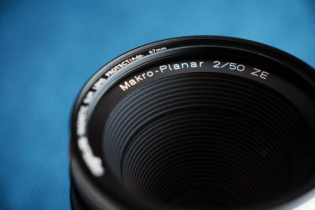銘玉「Carl Zeiss Makro-Planar T* 2/50 ZE」が安すぎる｜アヅマ