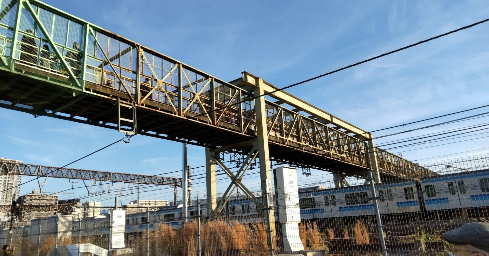 跨線橋 と は